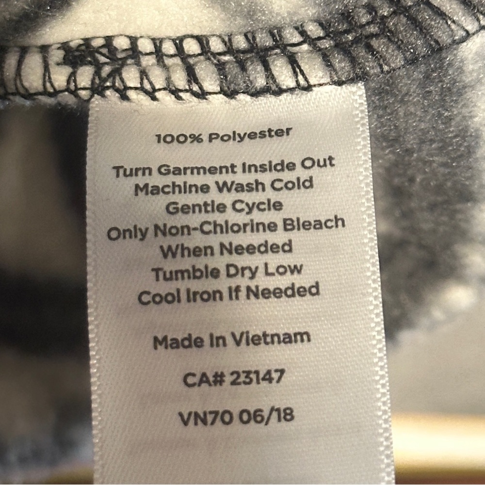 Talbots GEO-PRINT FAIR ISLE POLAR FLEECE JACKET Size Medium - Black and White - Picture 8 of 11